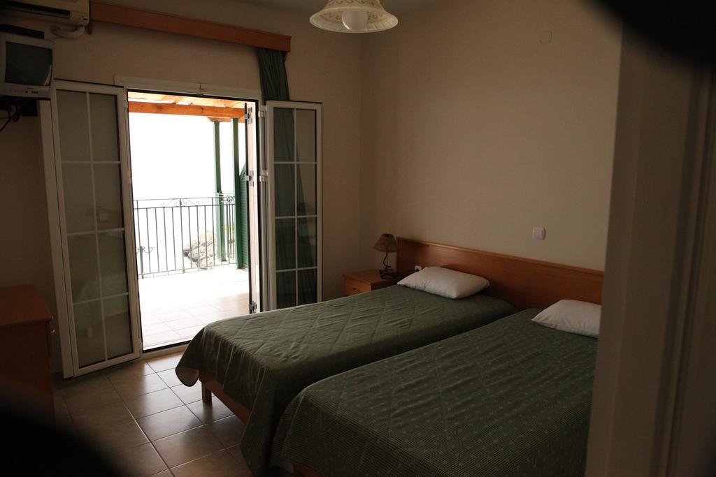 Agnantio Eleios-Pronnoi Exterior foto