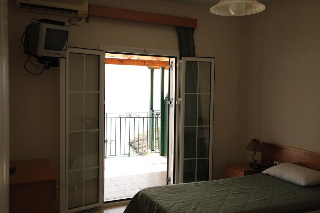 Agnantio Eleios-Pronnoi Exterior foto
