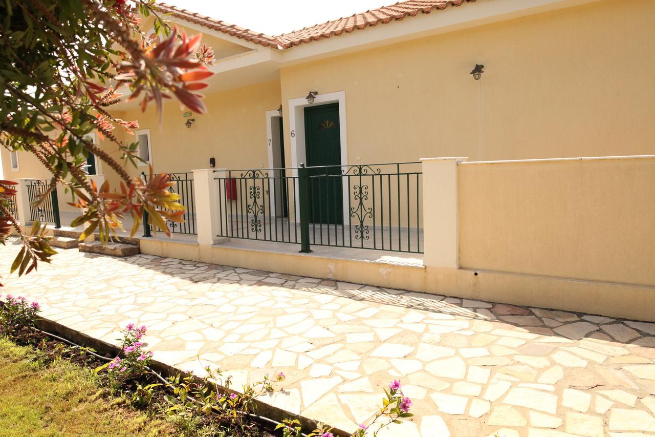 Agnantio Eleios-Pronnoi Exterior foto